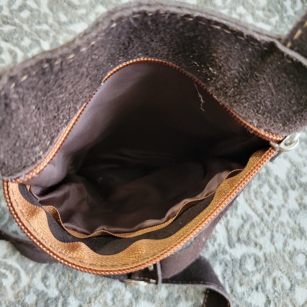 Leather Costa Rica Crossbody Bag - Picture 4 of 7